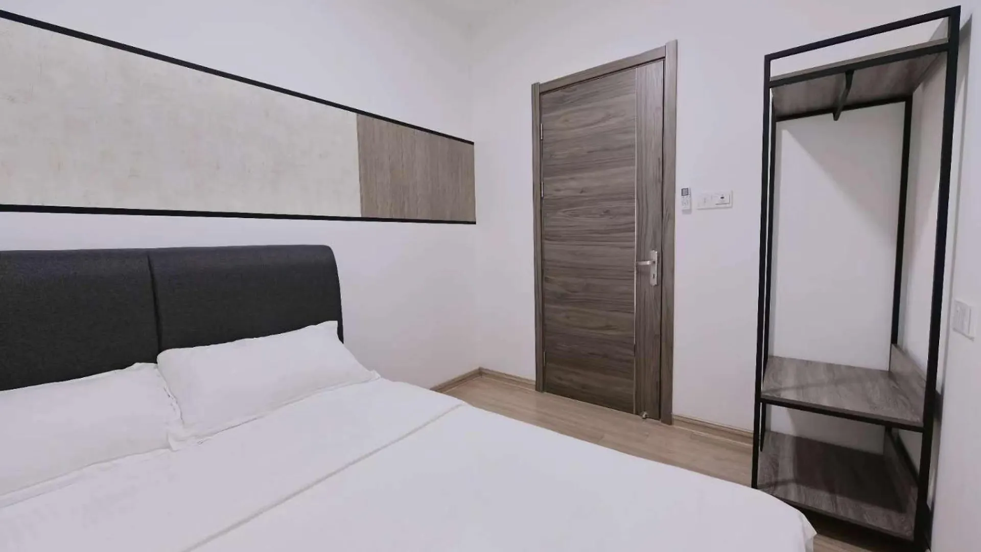 09 Forest City Homestay-温馨小筑 Johor Bahru 0*,  Malásia